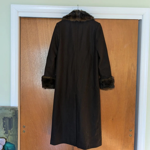 Not Available - Picture 3 of 16